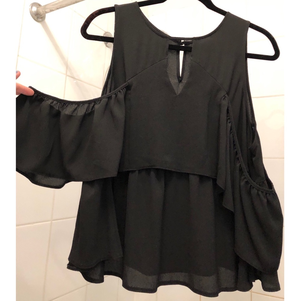 🔴 ASOS Tiered Ruffle Cold-Shoulder Top - Picture 7 of 8